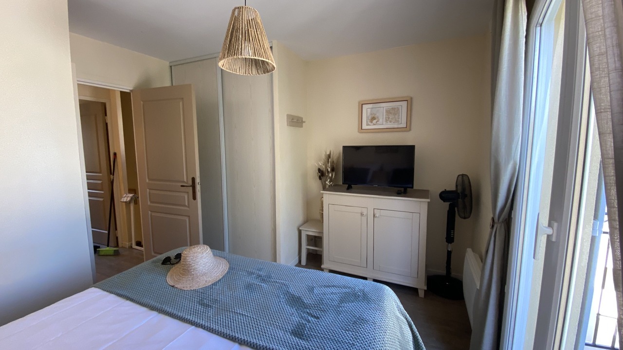 Photo of Bedroom in Pont Royal