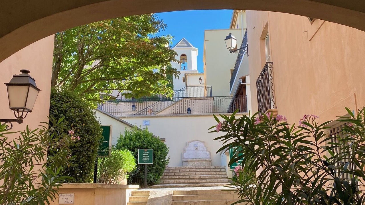 Photo of Outdoor in Pont Royal