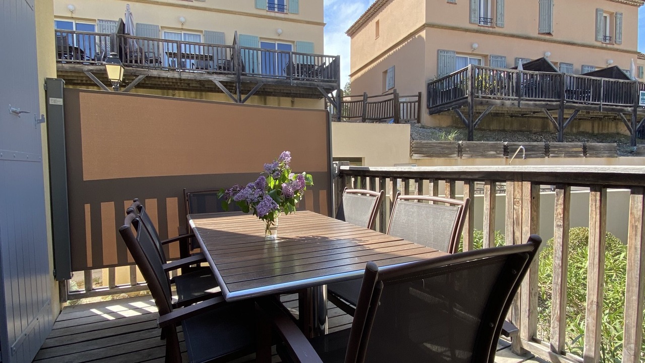 Photo of Outdoor in Pont Royal