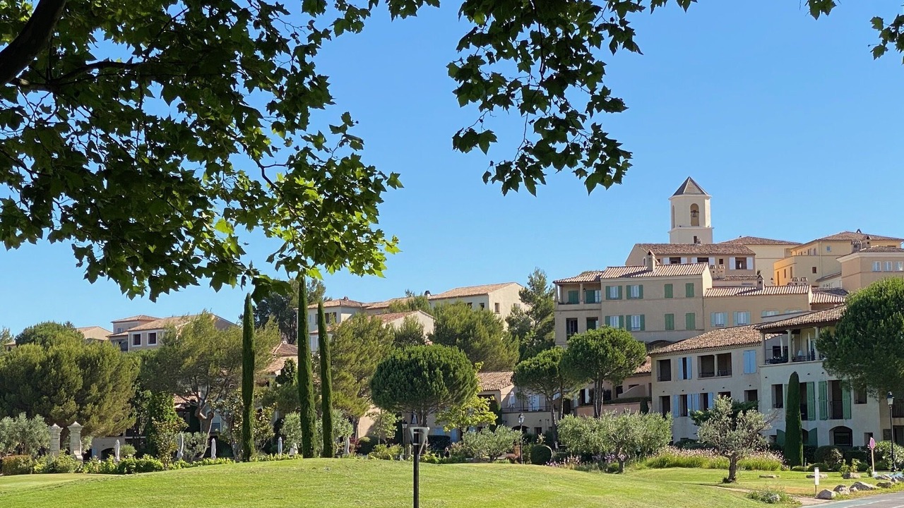 Photo of Outdoor in Pont Royal