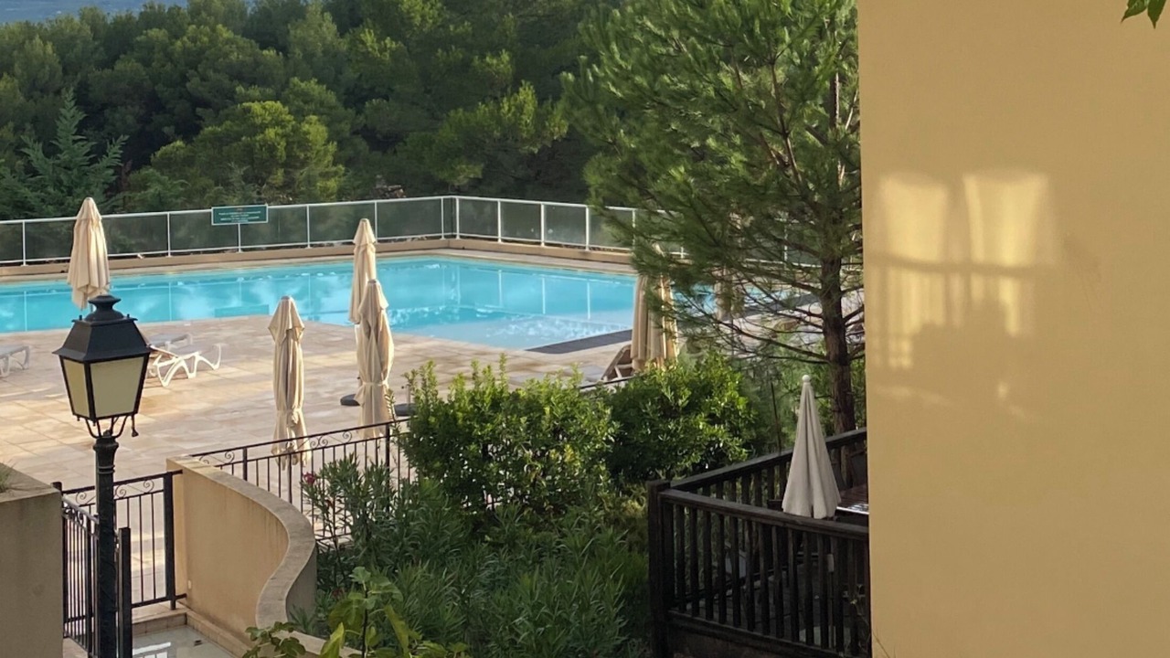 Photo of Outdoor in Pont Royal