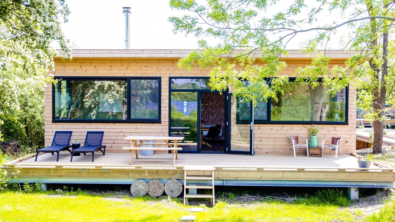 Photo of Outdoor in Grou