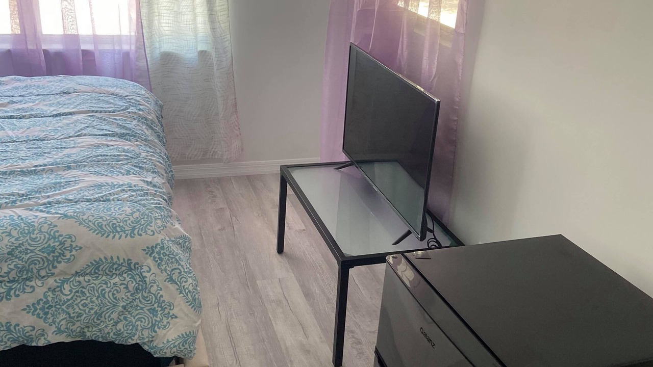 Photo of Bedroom in Trailer Estates