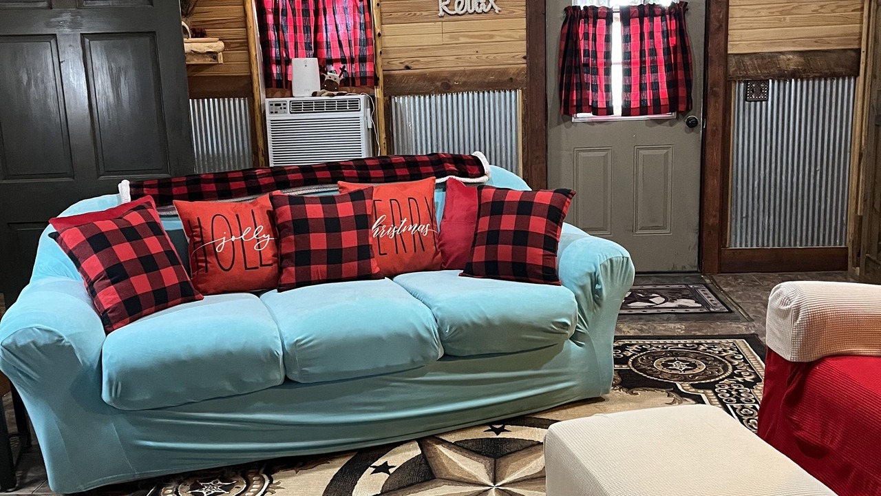 Photo of Livingroom in Eminence