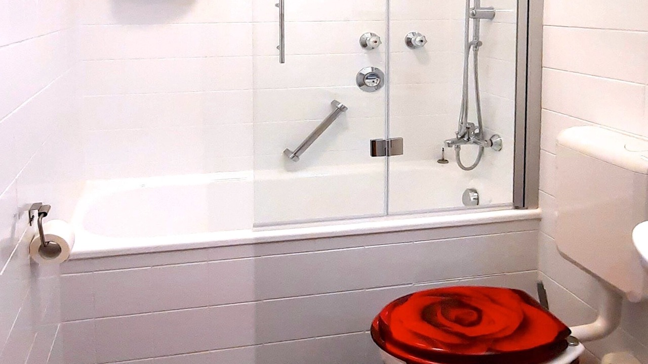 Photo of Bathroom in Josephsplatz