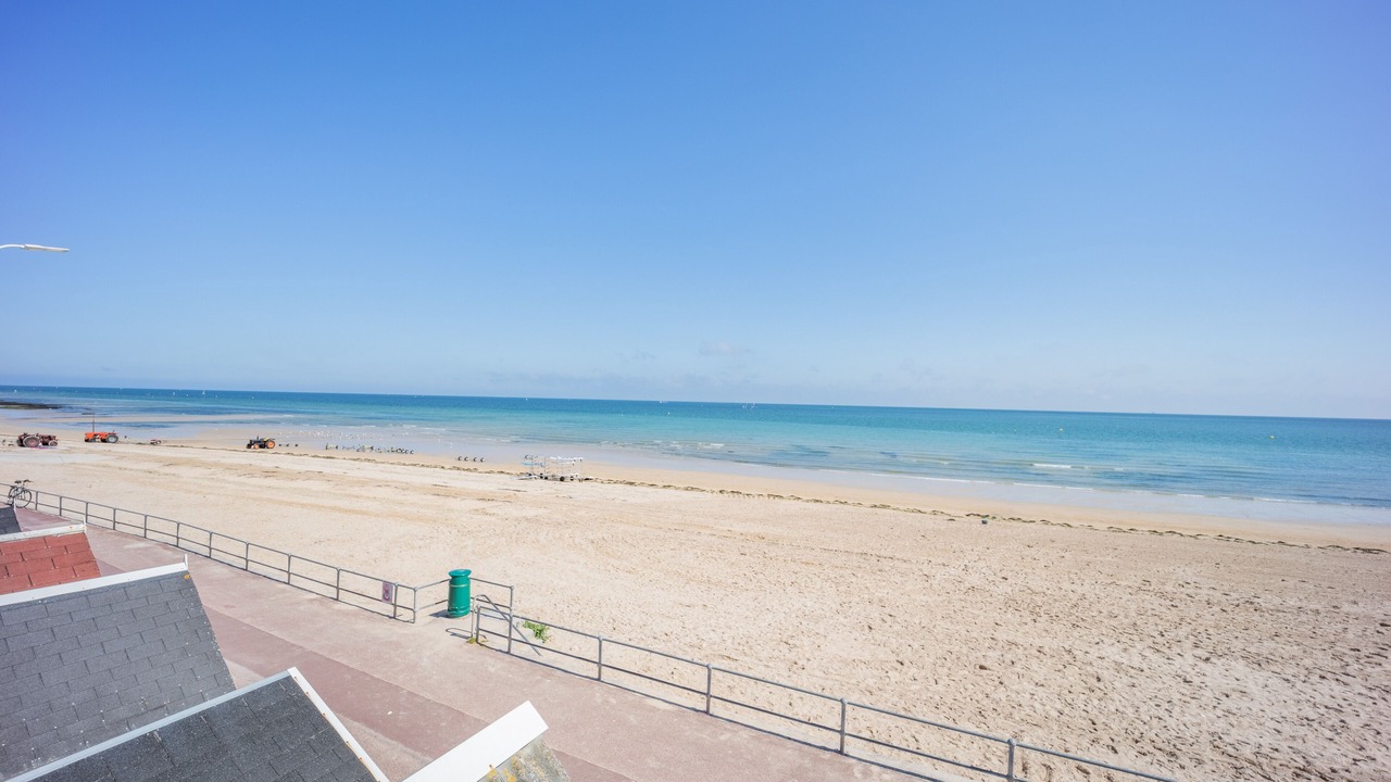 Photo of Others in Luc-sur-Mer