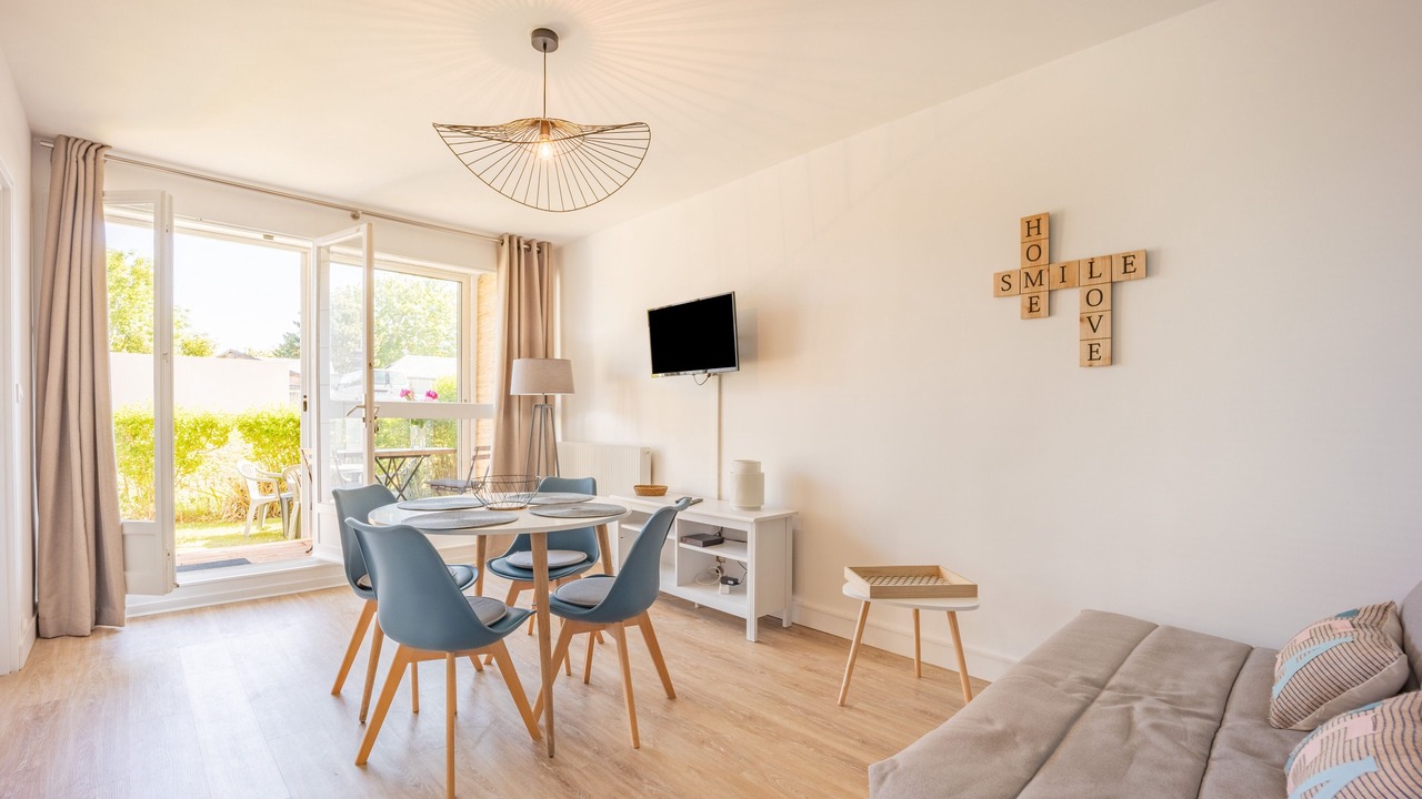 Photo of Livingroom in Luc-sur-Mer