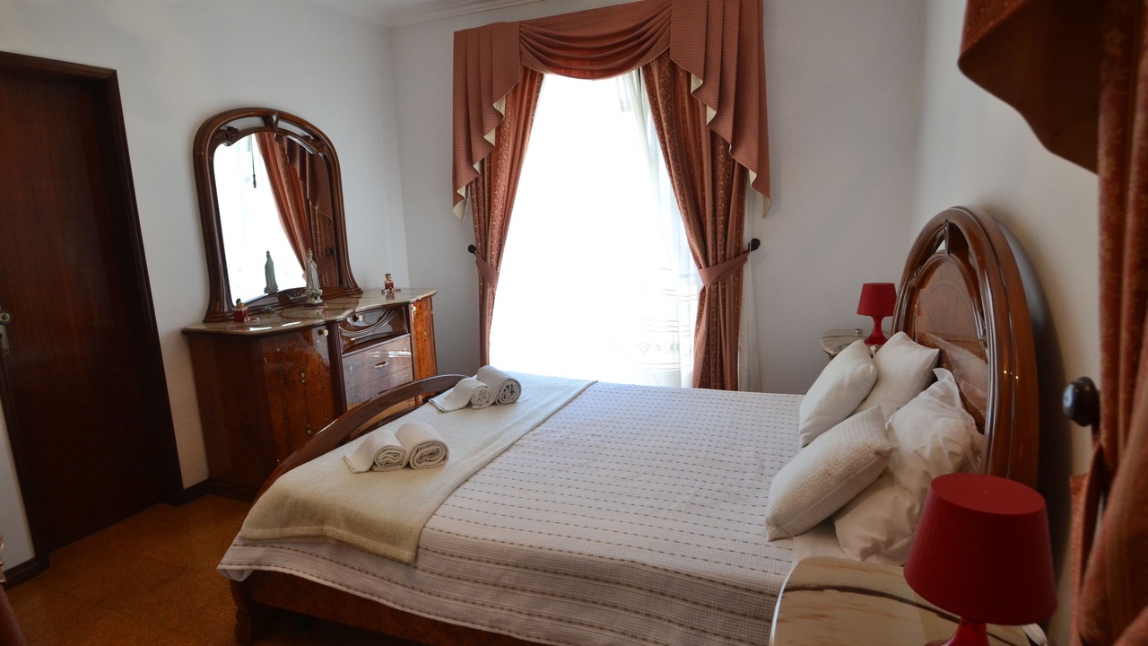 Photo of Bedroom in Freixo