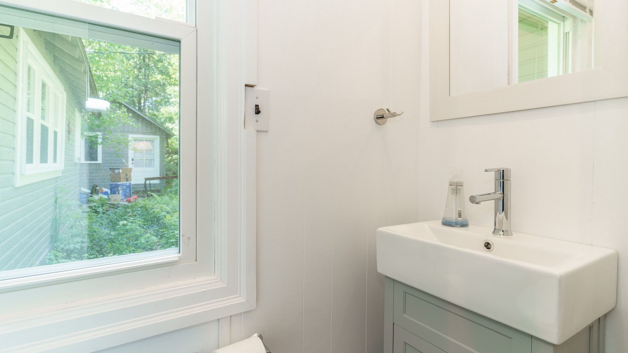 Photo of Bathroom in Algonquin Highlands