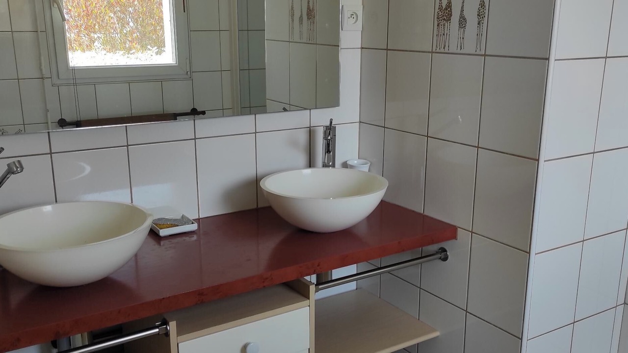 Photo of Bathroom in Locquirec