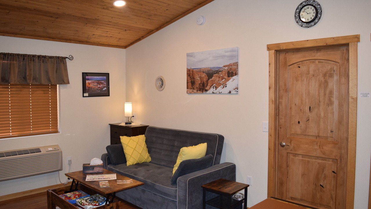 Photo of Livingroom in Cannonville