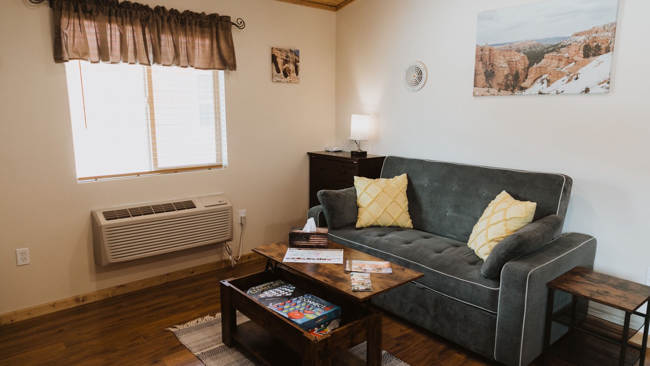 Photo of Livingroom in Cannonville