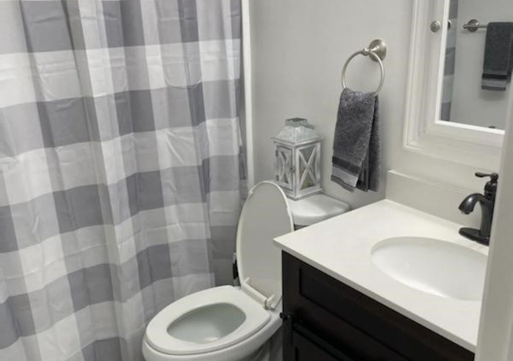 Photo of Bathroom in Holly