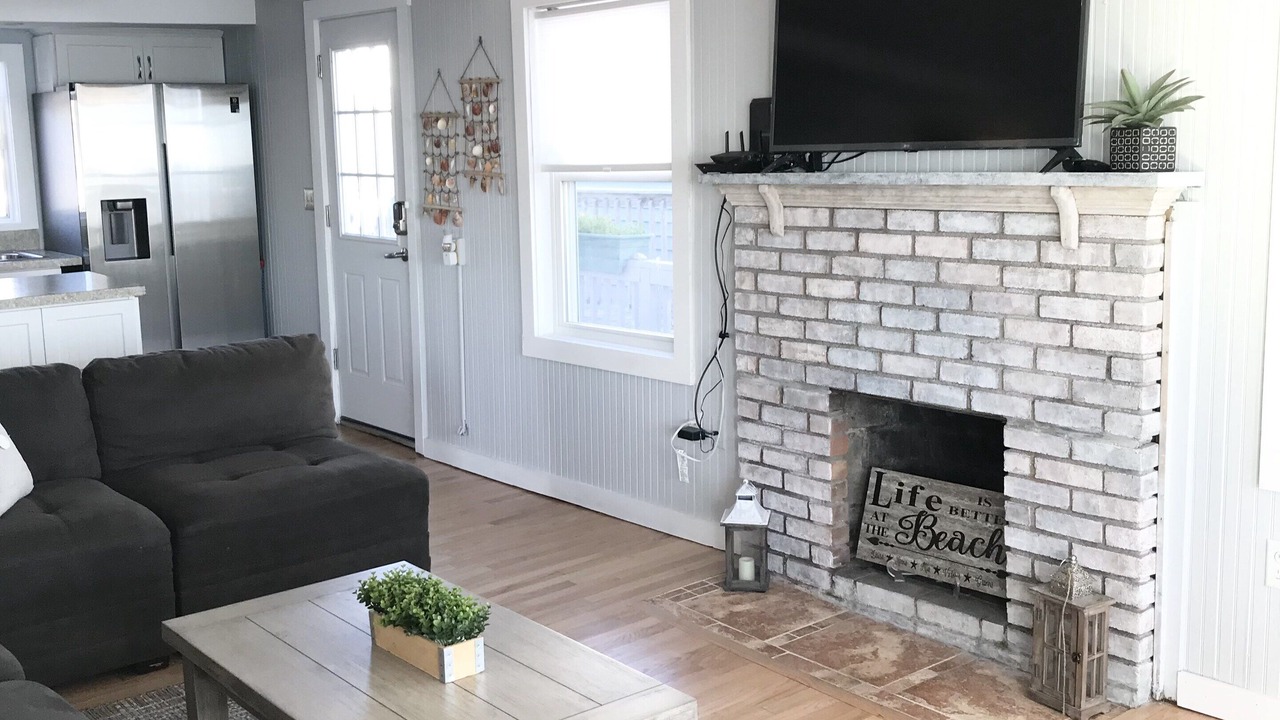 Photo of Livingroom in Old Saybrook