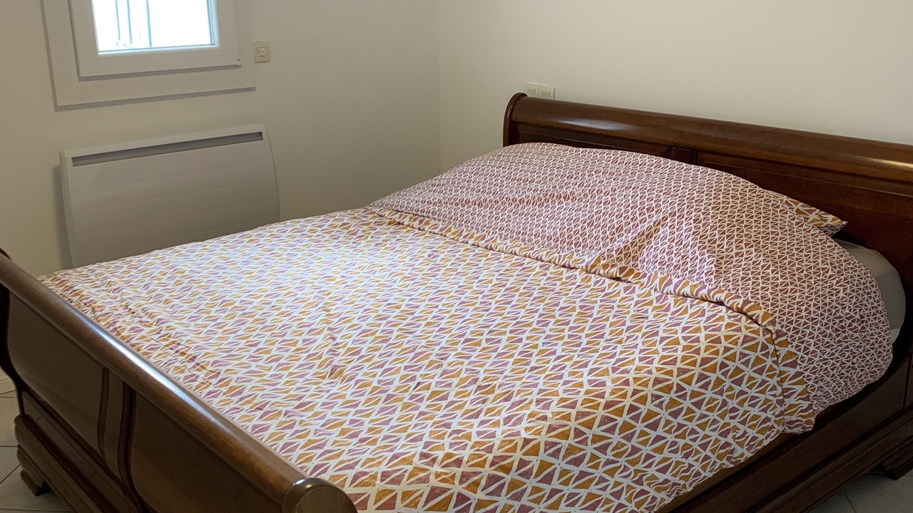 Photo of Bedroom in Saint-Benoit-sur-Loire