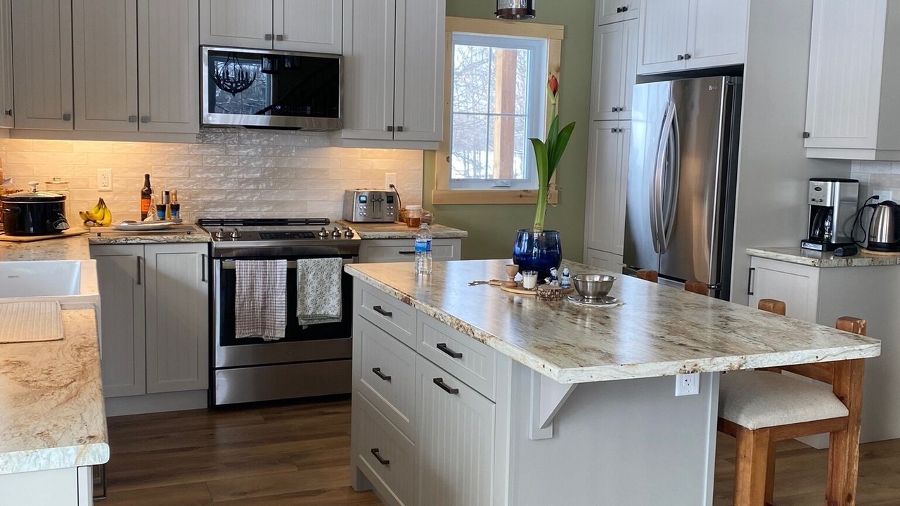 Photo of Kitchen in Lanark Highlands