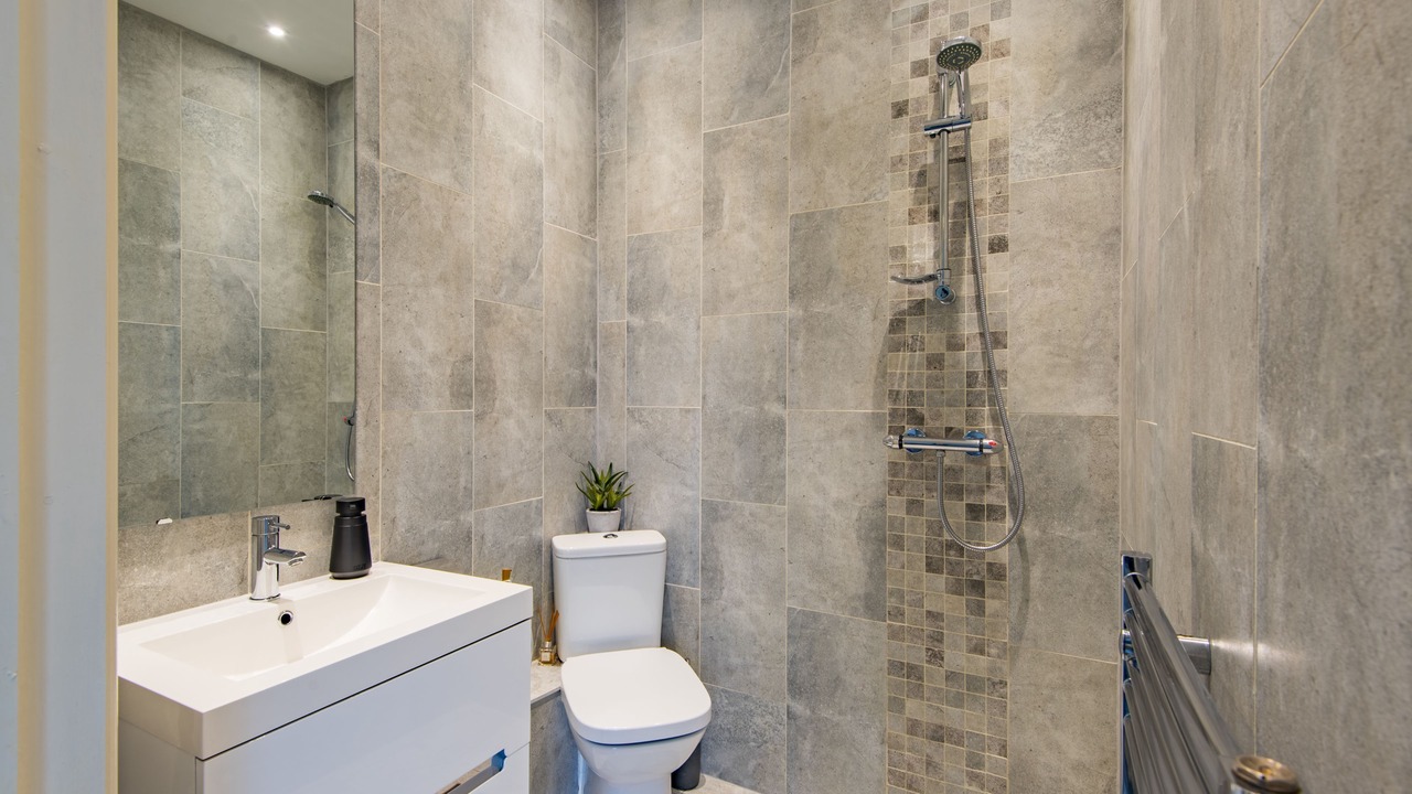 Photo of Bathroom in Hawkinge