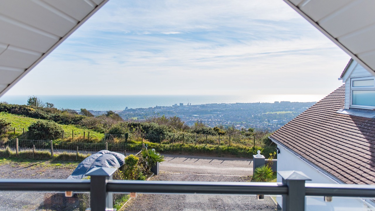 Photo of Outdoor in Hawkinge