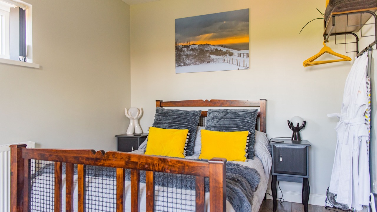 Photo of Bedroom in Hawkinge