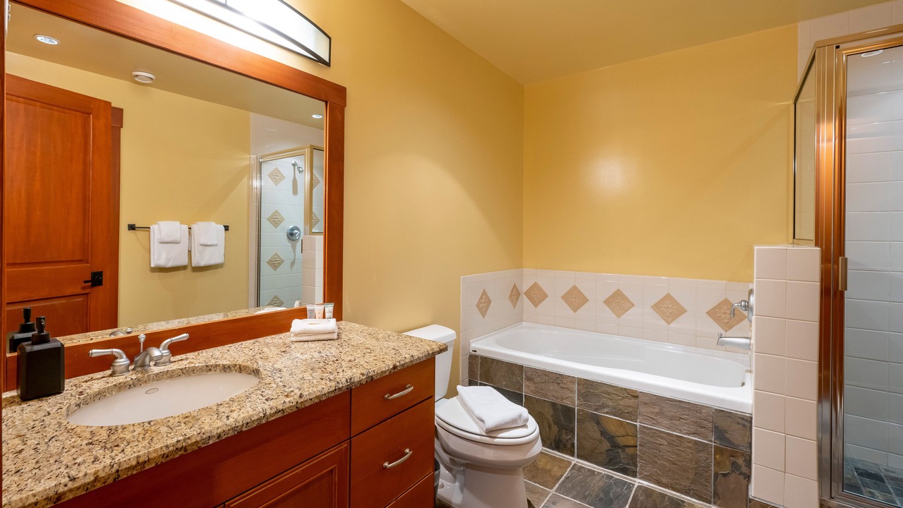 Photo of Bathroom in Nordic Estates