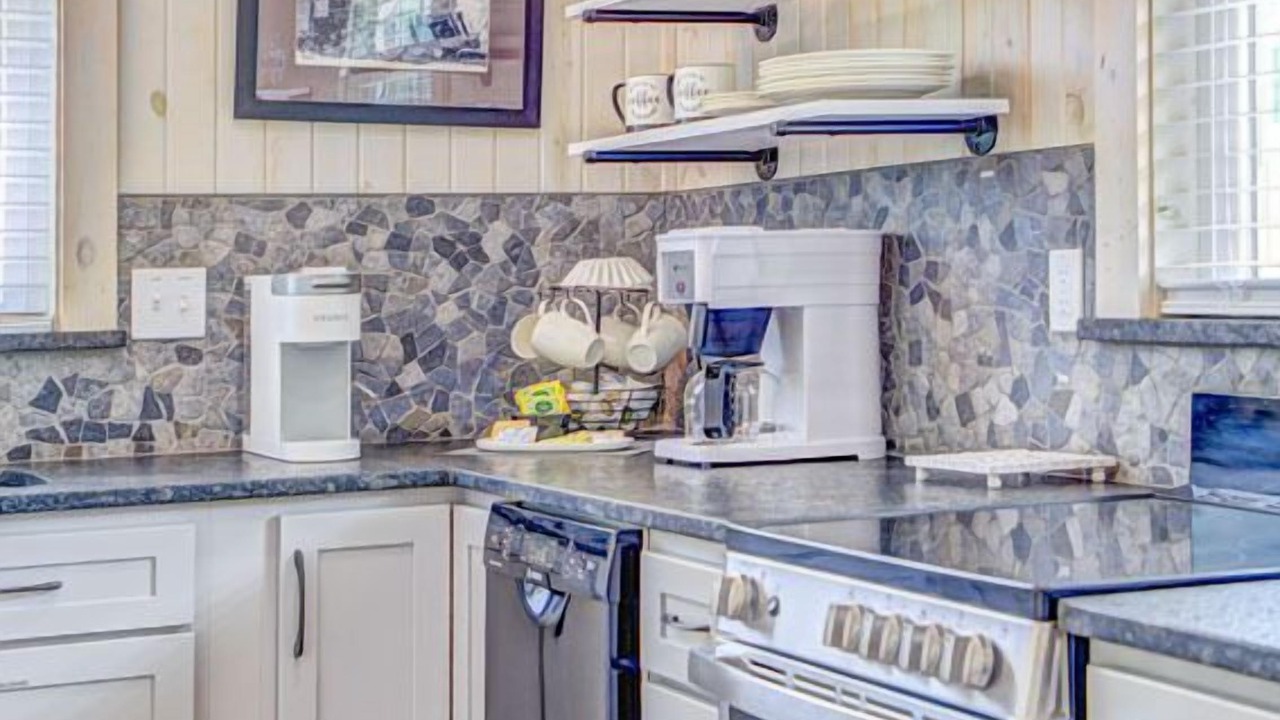 Photo of Kitchen in Logan