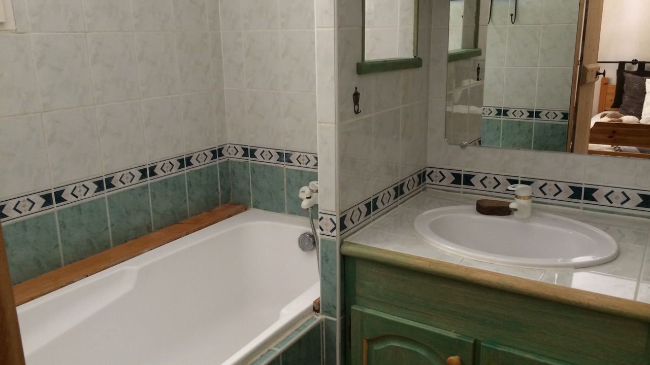 Photo of Bathroom in Ollieres