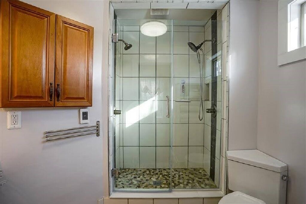 Photo of Bathroom in Livonia