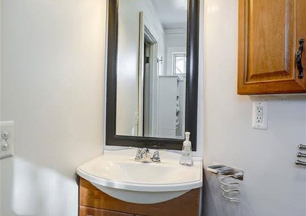 Photo of Bathroom in Livonia