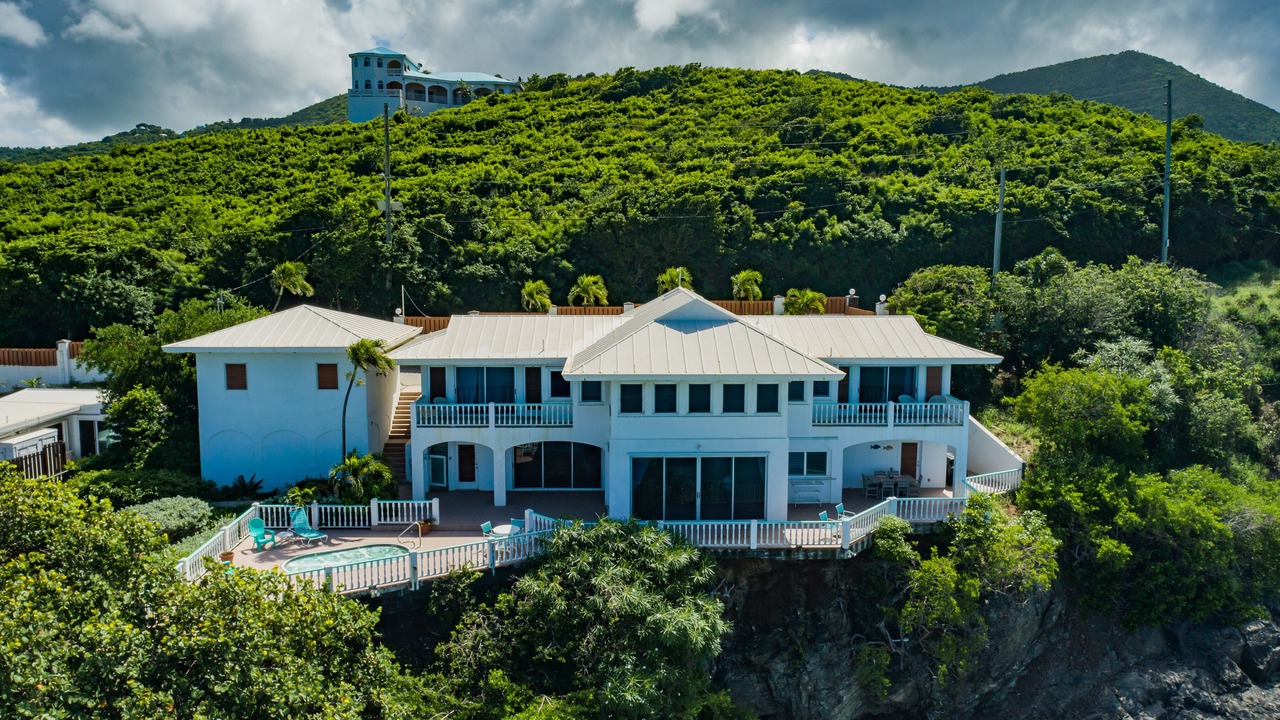 Photo of Outdoor in Estate La Vallee