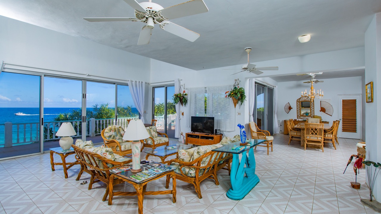 Photo of Livingroom in Estate La Vallee