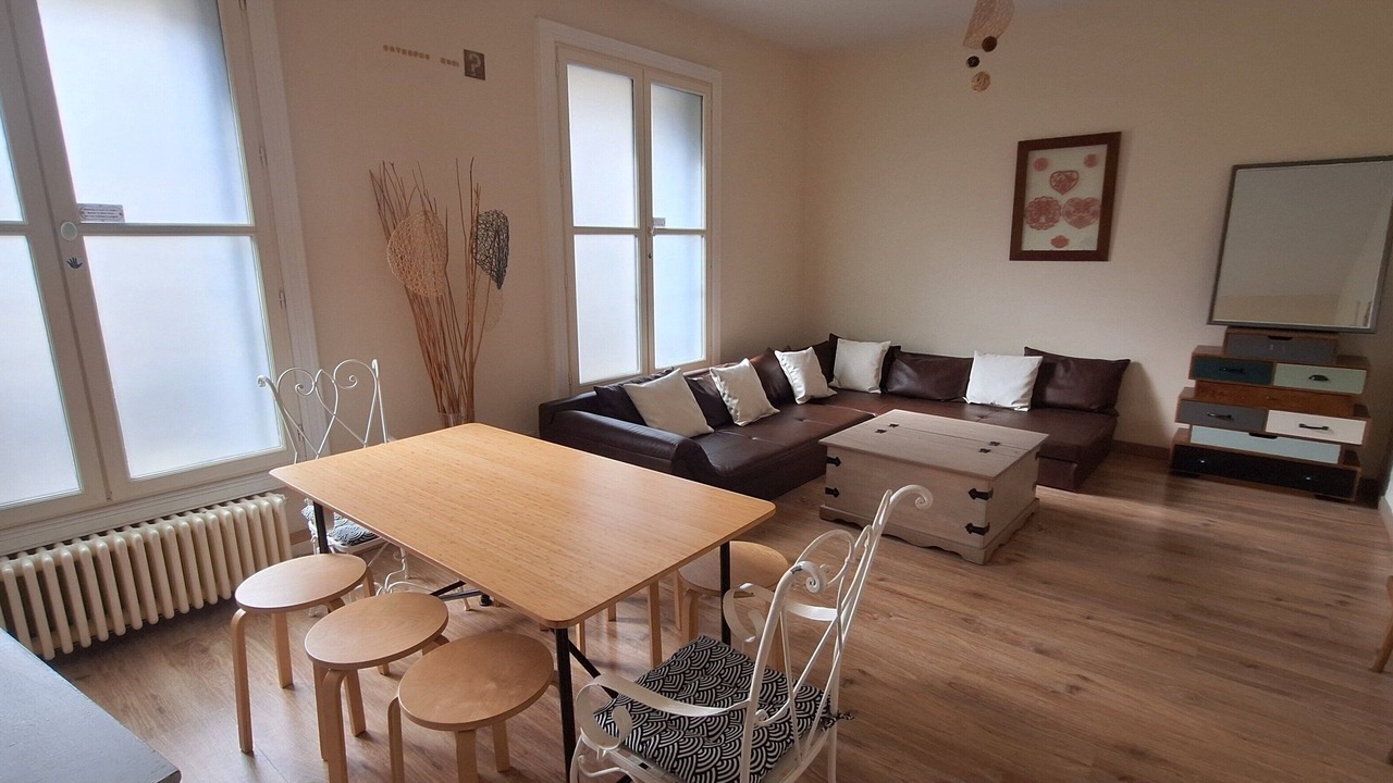 Photo of Livingroom in Antigone