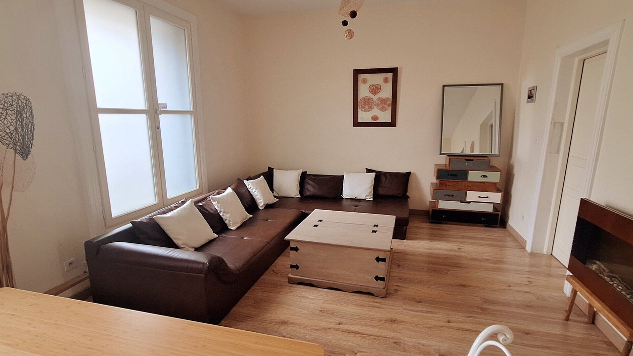 Photo of Livingroom in Antigone