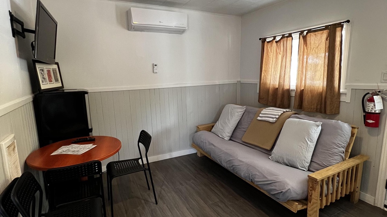 Photo of Livingroom in Wasaga Beach