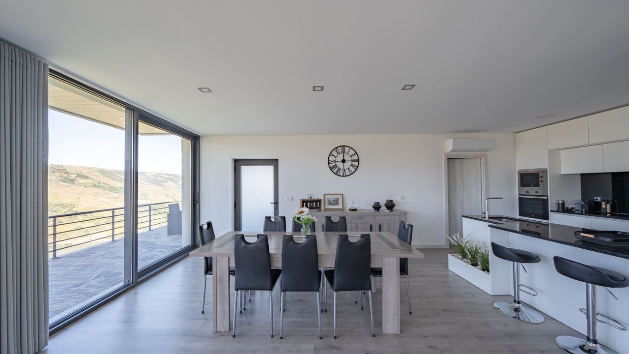 Photo of Livingroom in Armamar