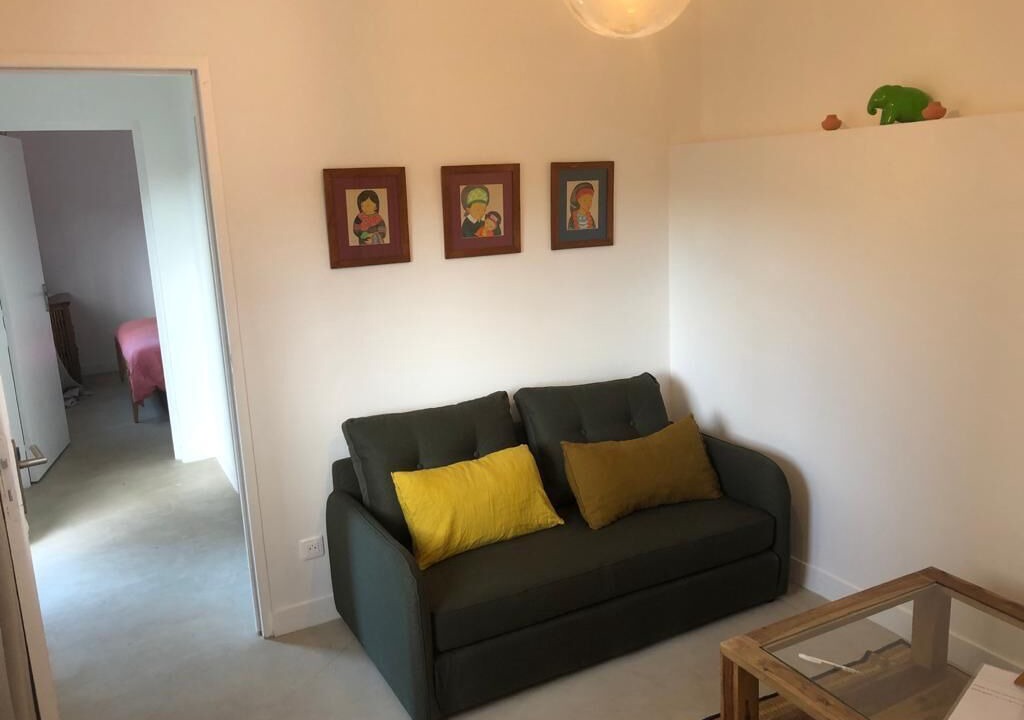 Photo of Livingroom in 8th Arrondissement