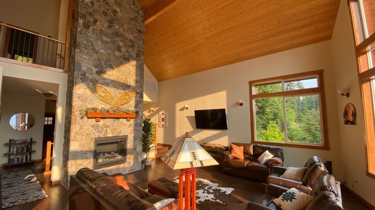 Photo of Livingroom in Cle Elum