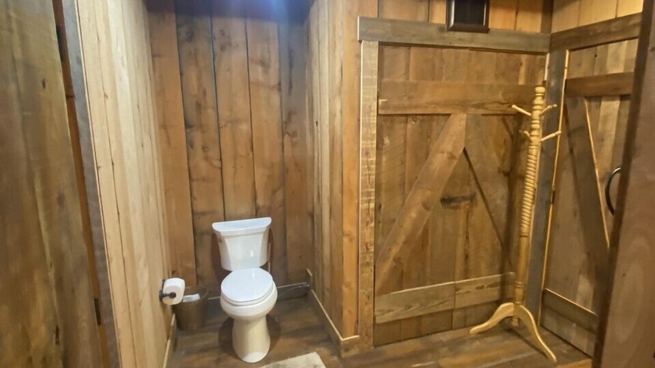 Photo of Bathroom in Ennis
