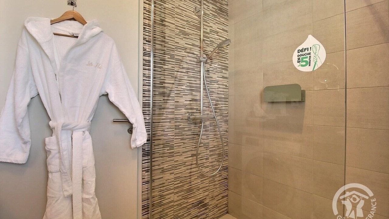 Photo of Bathroom in Binic
