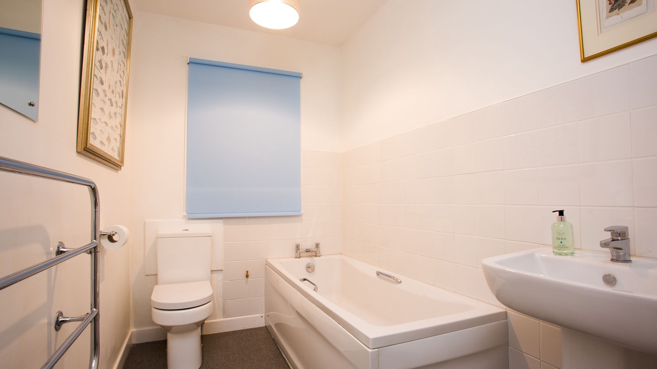 Photo of Bathroom in Elgin