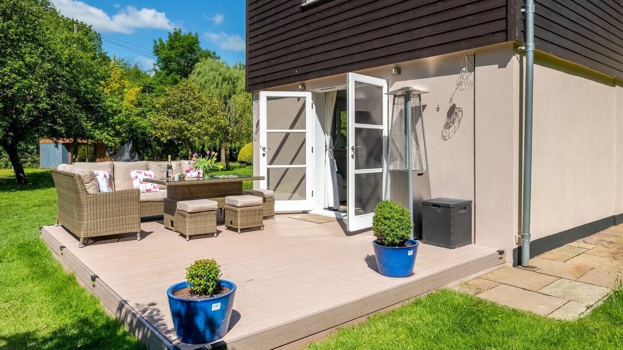 Photo of Patio Balcony in Holcombe Burnell