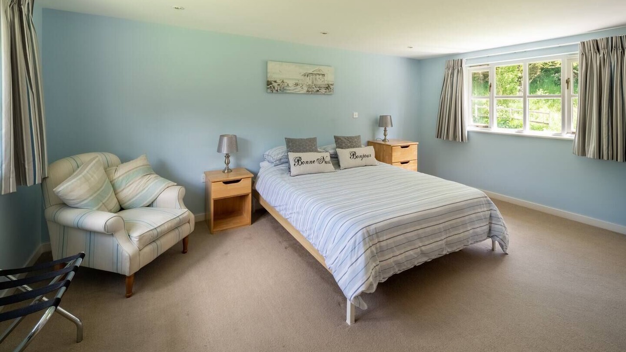 Photo of Bedroom in Holcombe Burnell