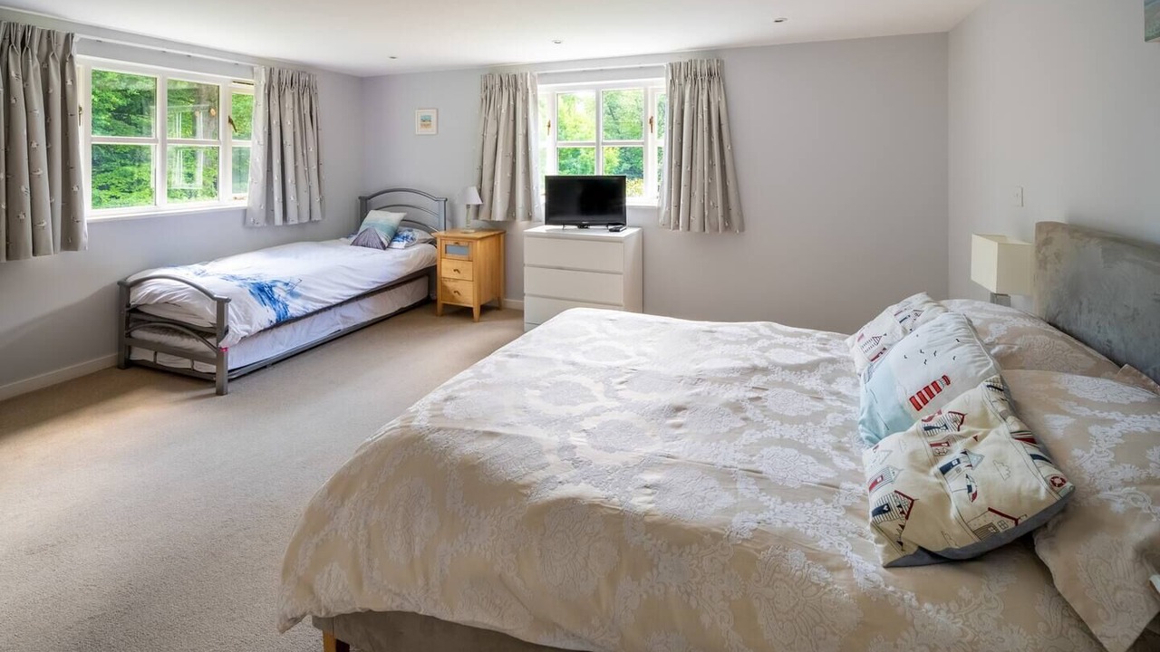 Photo of Bedroom in Holcombe Burnell