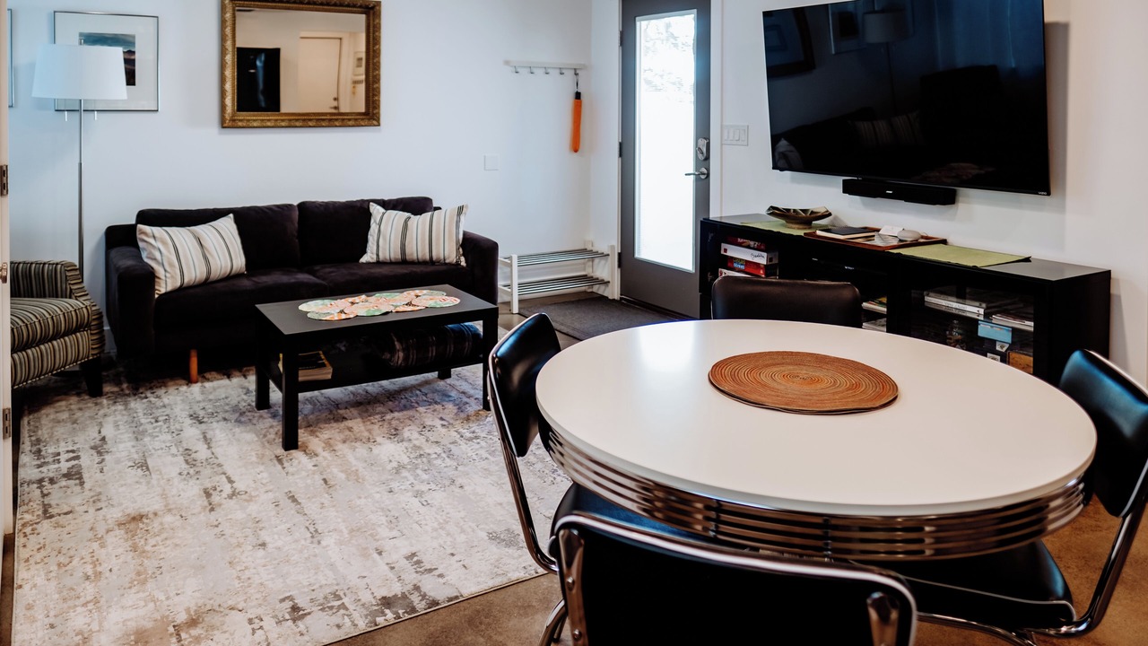 Photo of Livingroom in Smithfield