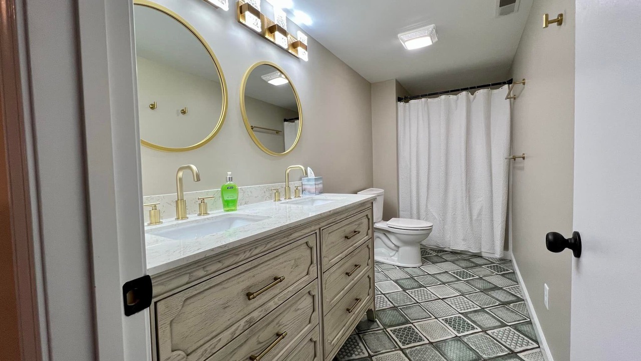 Photo of Bathroom in Alto Pass