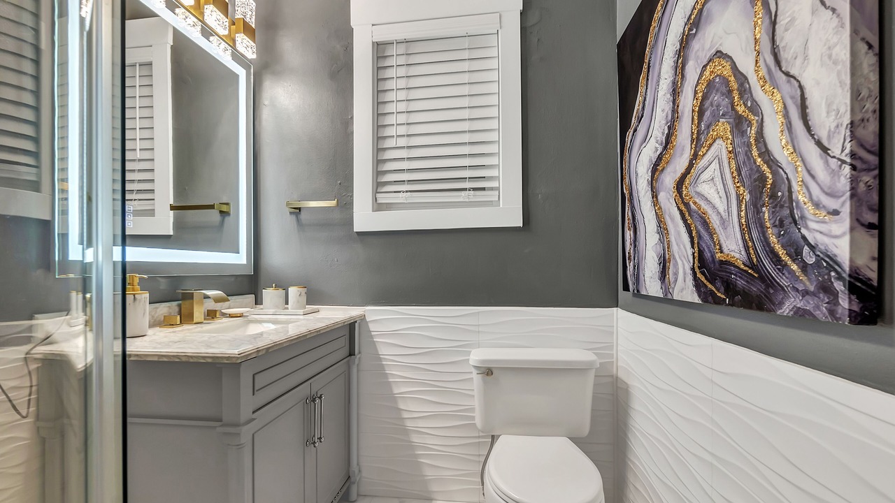 Photo of Bathroom in Logan