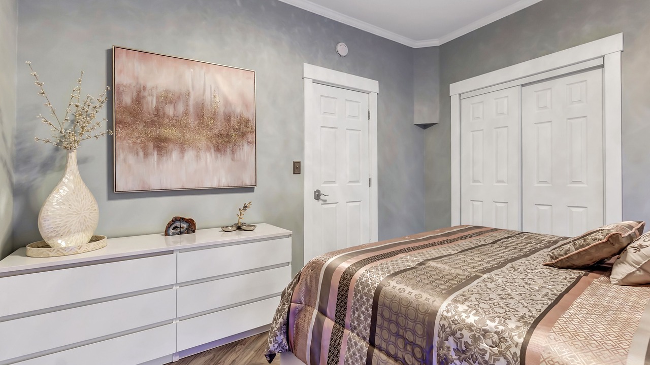Photo of Bedroom in Logan