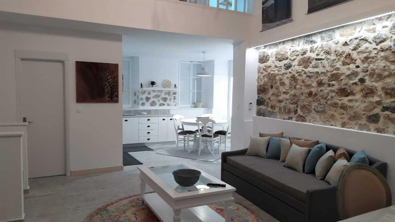 Photo of Livingroom in Pothia