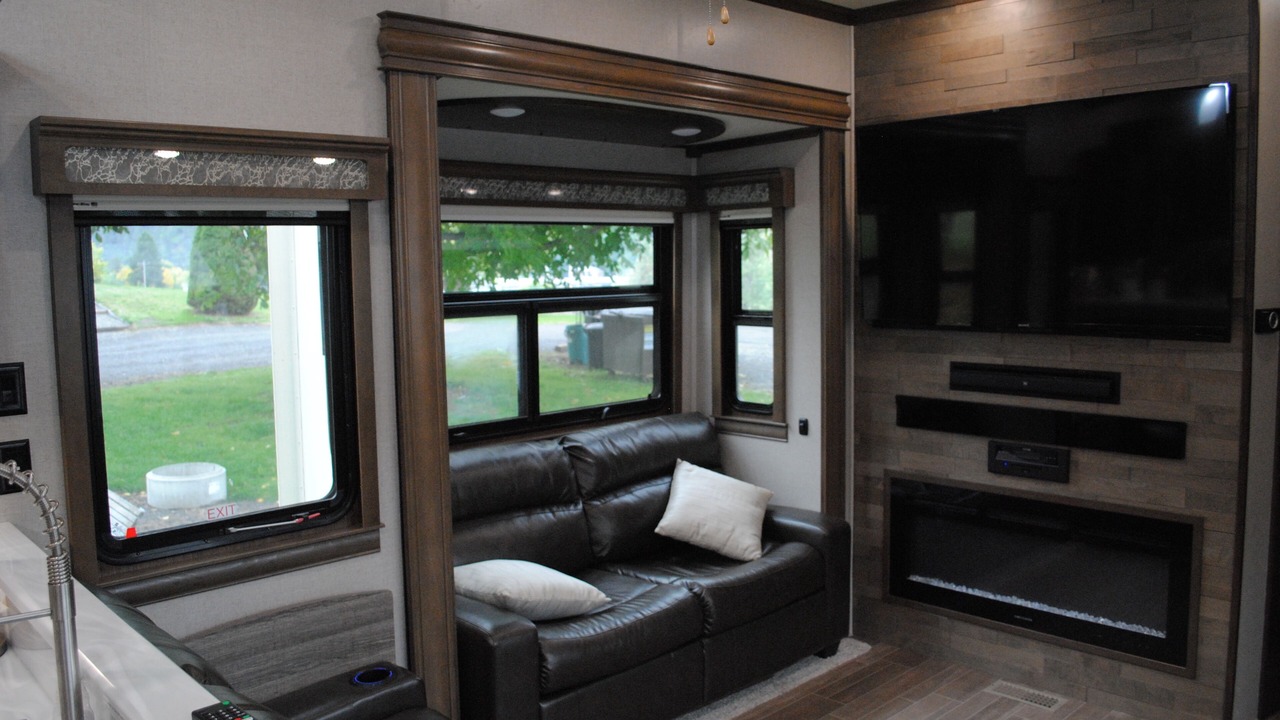 Photo of Livingroom in Lenore
