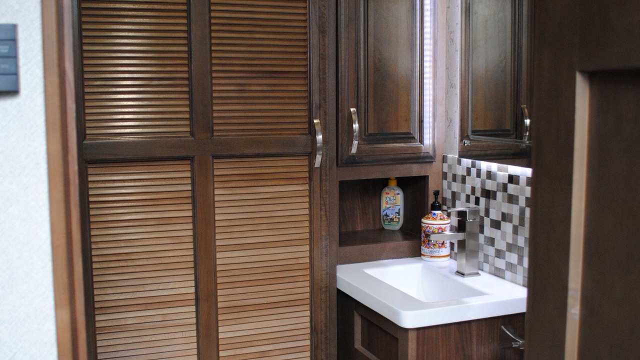 Photo of Bathroom in Lenore