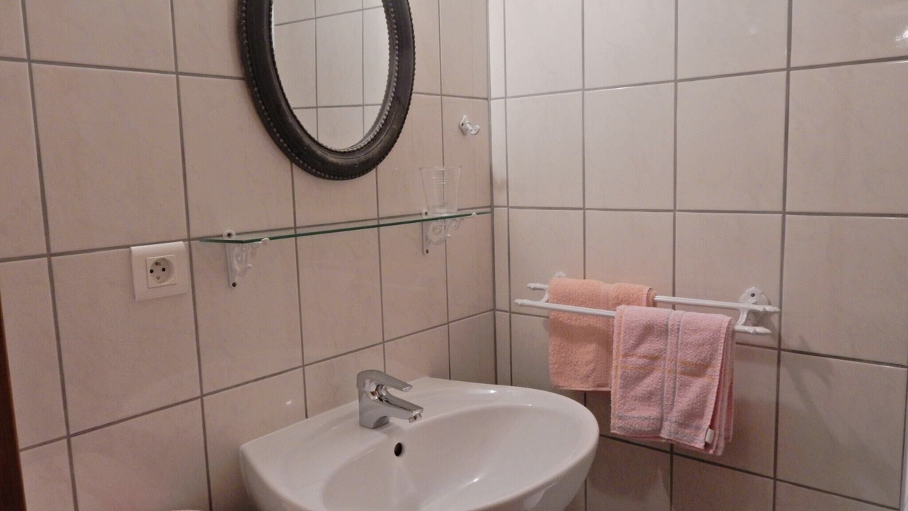 Photo of Bathroom in Riquewihr